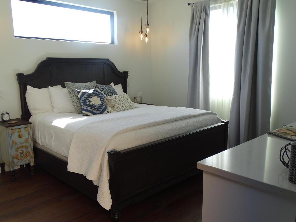 Bespoke Inn Σκότσντεϊλ Δωμάτιο φωτογραφία